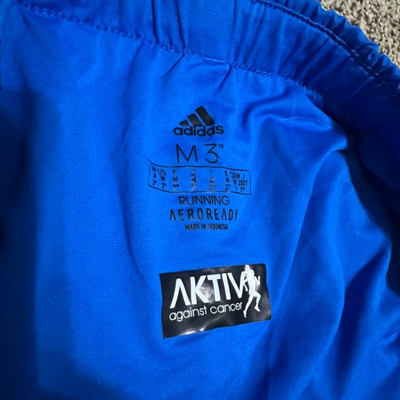 Women’s athletic shorts - Picture 2 of 2